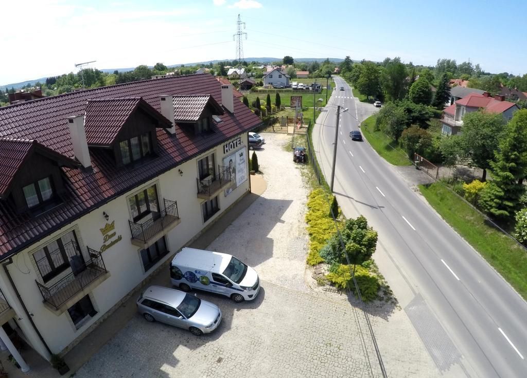 Hotel Dwa Bratanki Rzeszów Exterior foto